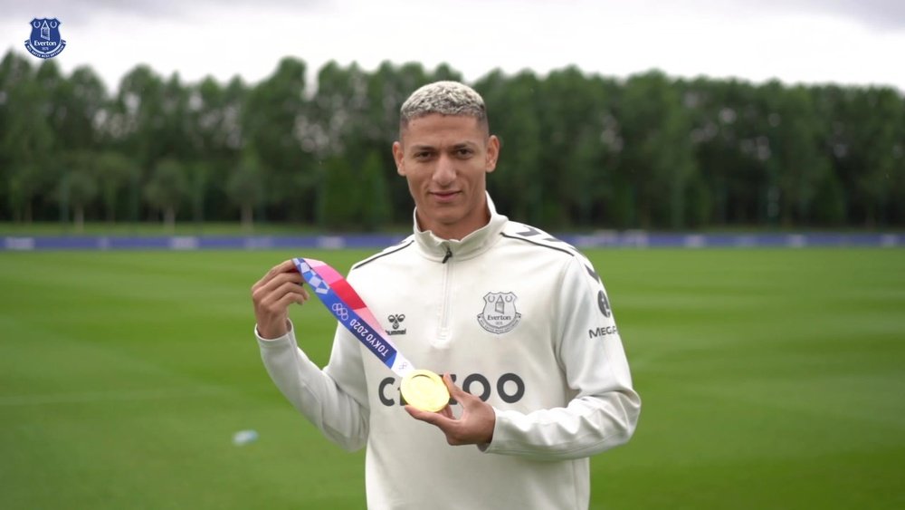 Richarlison showed off his medal on his return to Everton. DUGOUT