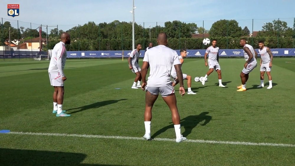 Lacazette and Tolisso returned to Lyon. DUGOUT