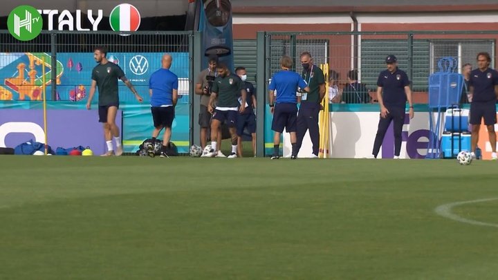 VIDEO: Italy train ahead of Wales clash