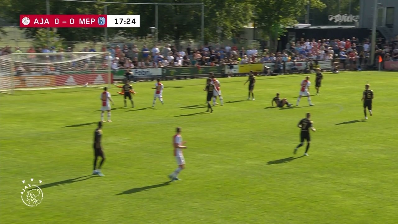 VIDEO: Alfred Schreuder's first game in charge of Ajax