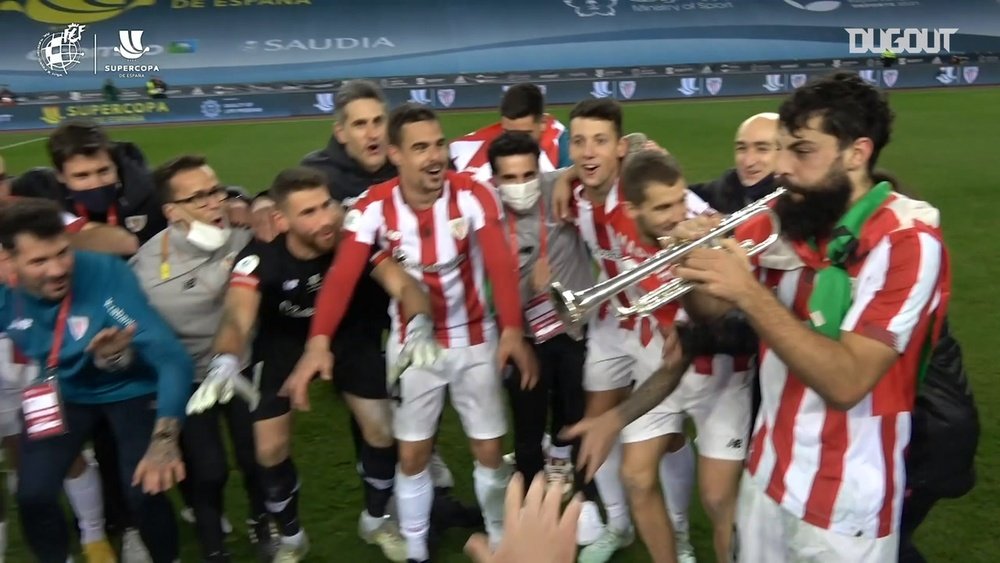 Asier Villalibre was a very happy man during Athletic's trophy celebration. DUGOUT