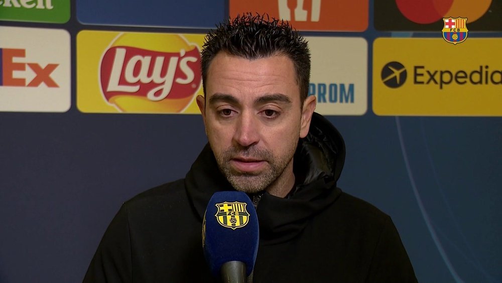 Xavi fala sobre a eliminação do Barça na fase de grupos da Champions. DUGOUT