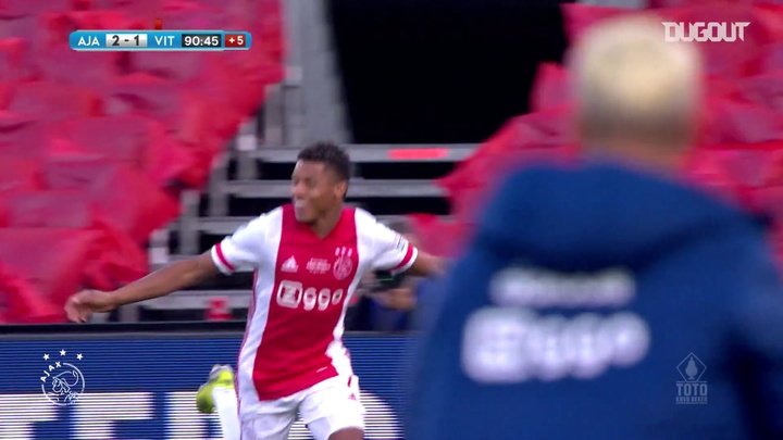 VIDEO: il gol di Neres regala la Coppa all'Ajax