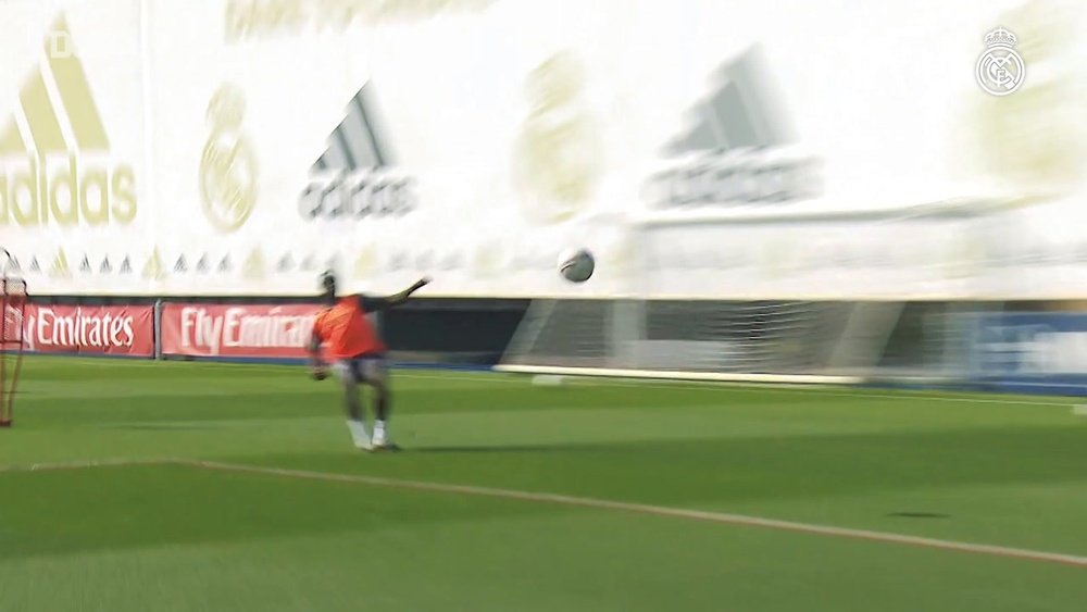 Real Madrid train. DUGOUT