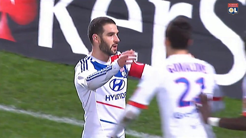 Le meilleur de Lisandro Lopez à Lyon. DUGOUT