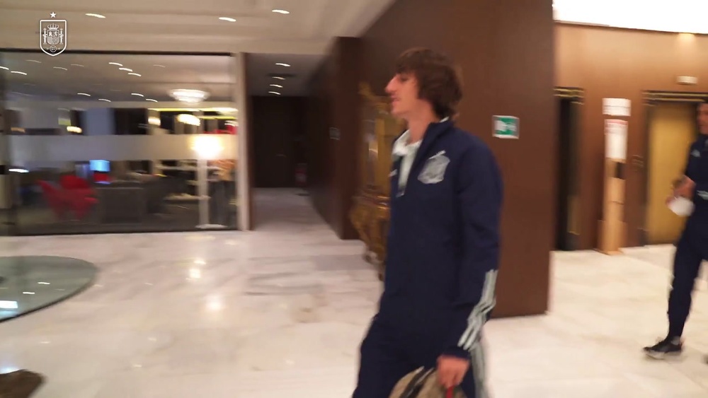 Álvaro Morata rend visite à ses coéquipiers de la sélection. Dugout
