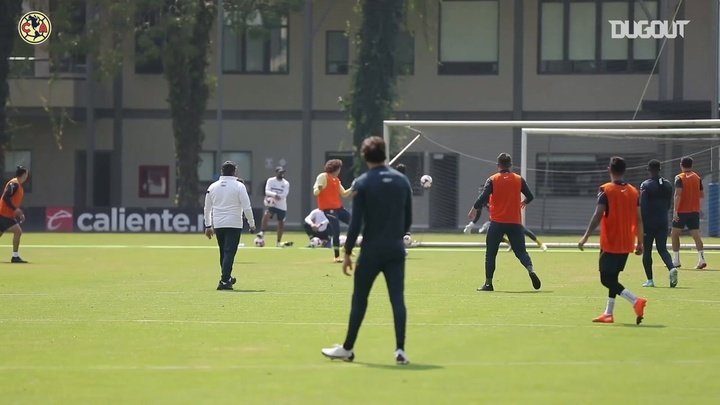 VIDEO: Ochoa’s header goal and assist in training