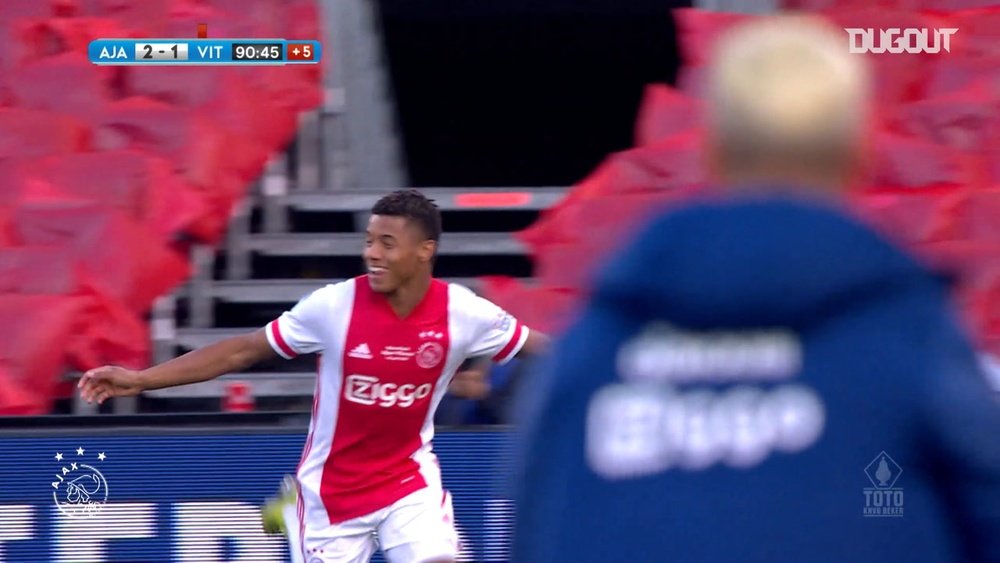 La pillería de Neres en el gol del Ajax. DUGOUT/Ajax