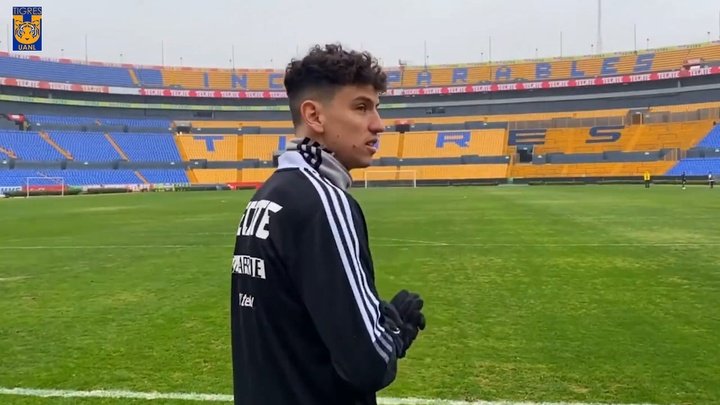 VÍDEO: Lichnovsky ya conoce el estadio de Tigres