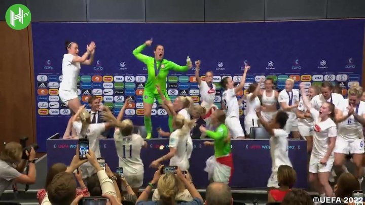 VIDEO: Jubilant England players interrupt coach's press conference