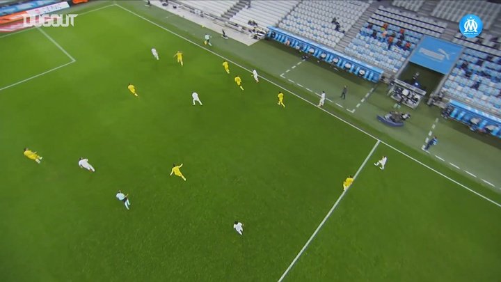 VIDEO: Sakaï's incredible long throw vs Nantes