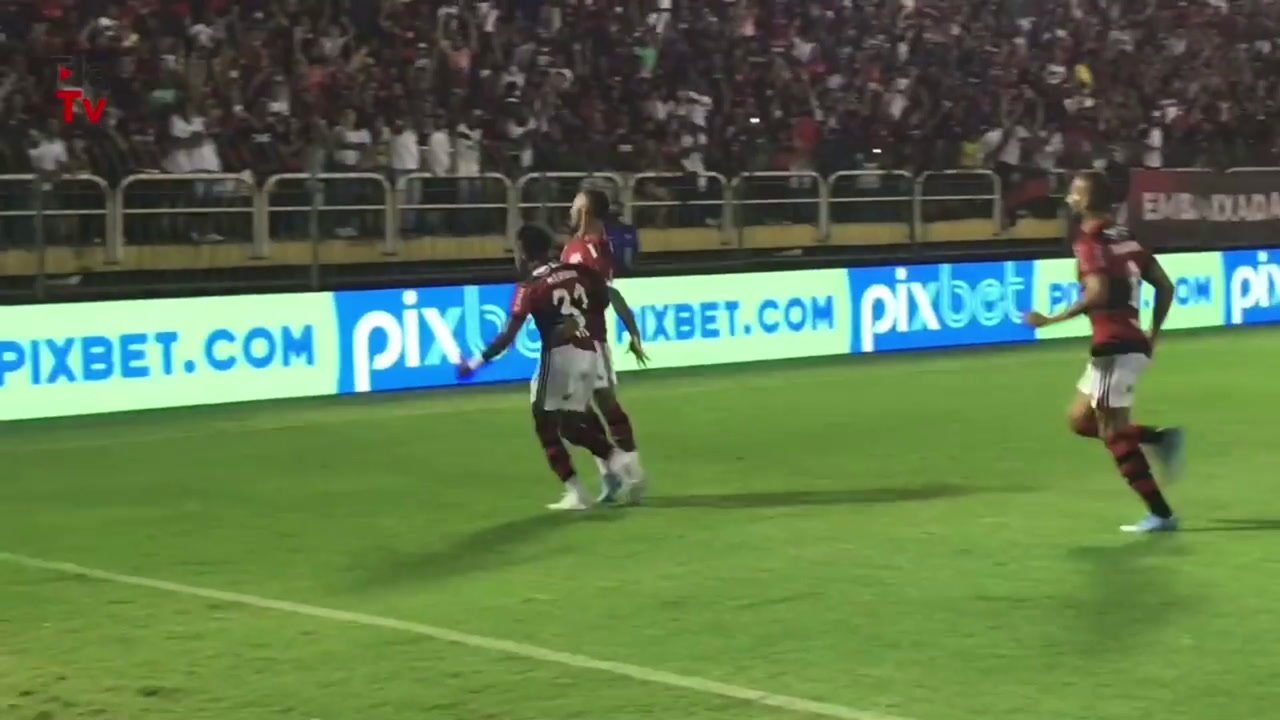 VÍDEO: Flamengo vence o Boavista com direito a gol de Marinho