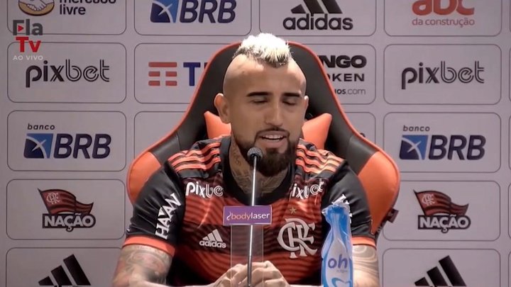 VÍDEO: Vidal revela como começou a paixão pelo Flamengo