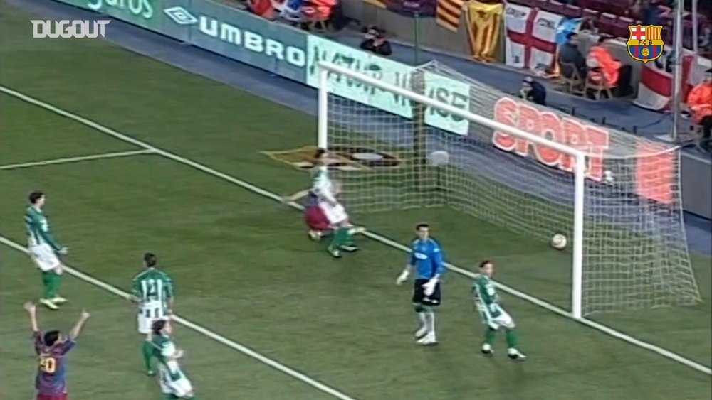 Ronaldinho’s show against Real Betis. DUGOUT