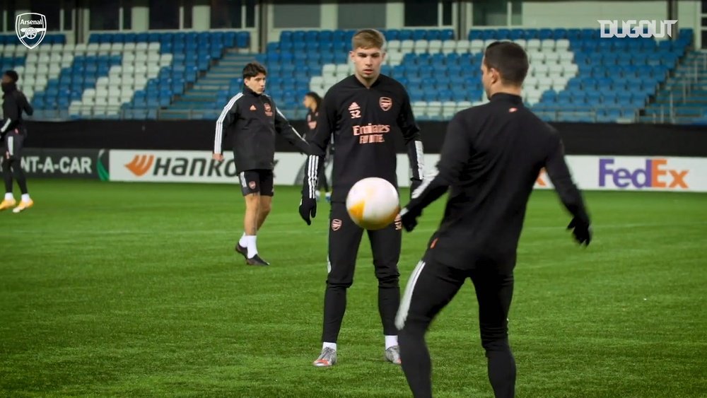 Arsenal stars in training before Molde clash. DUGOUT