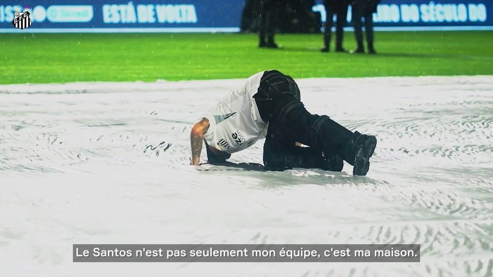 Neymar prolonge à Santos.Dugout