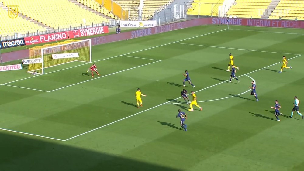 Ludovic Blas great solo goal vs Brest. DUGOUT