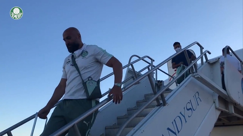 Palmeiras desembarca em Montevidéu para final da Libertadores. DUGOUT