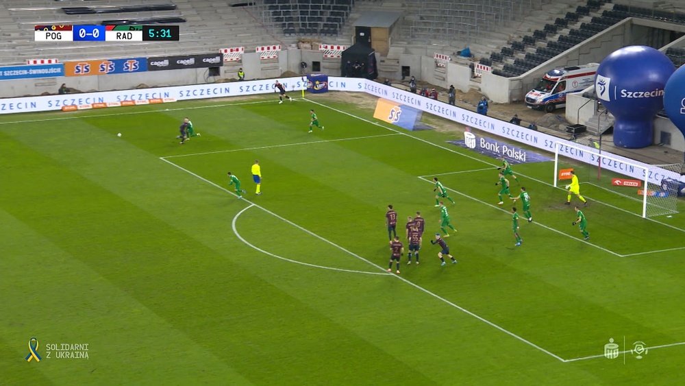 Pogon Szczecin were far too good for Radomiak Radom. DUGOUT