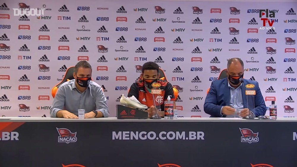 Bruno Viana fala da motivação para fechar com o Flamengo. DUGOUT