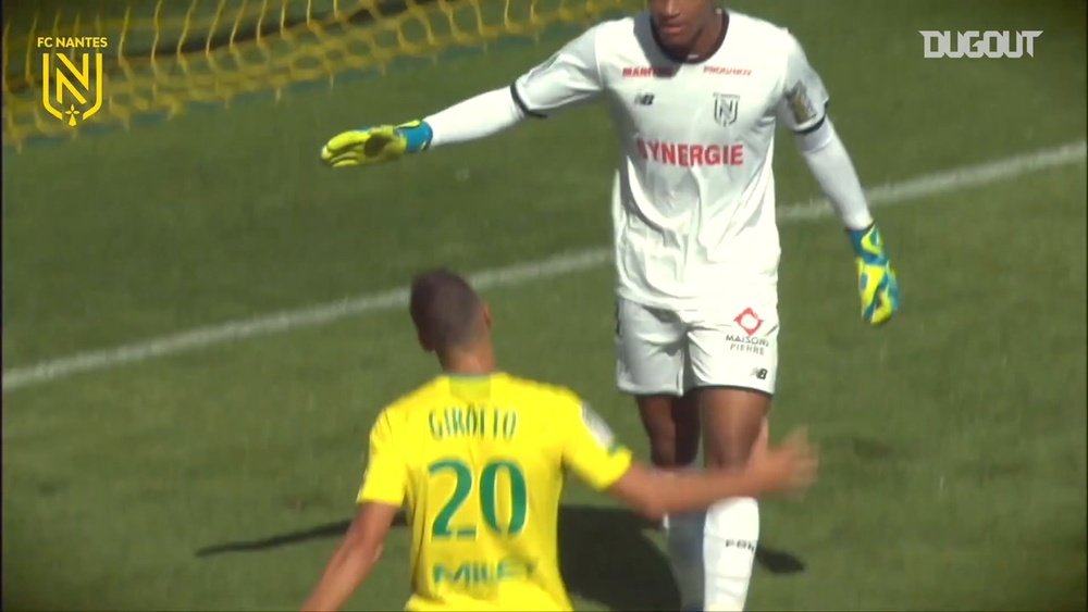 Nantes' GKs made some top saves in the 2019-20 season. DUGOUT