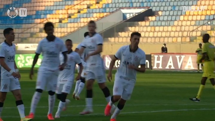 VÍDEO: Corinthians vence o Oeste por 2 a 0