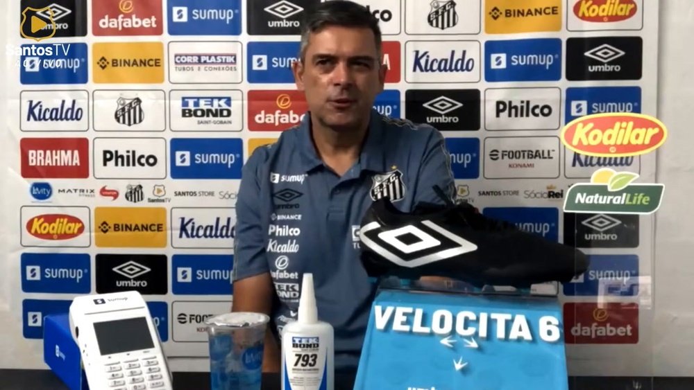 Leandro Silva comenta as situações de Ricardo Goulart e Marinho no Santos. DUGOUT