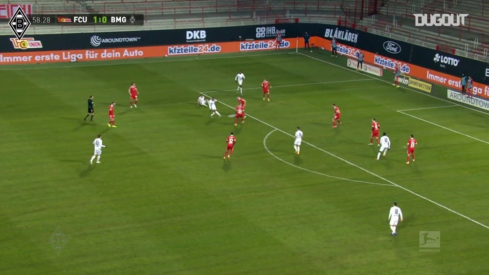 Le joli but d'Alassane Pléa contre l'Union Berlin. Dugout