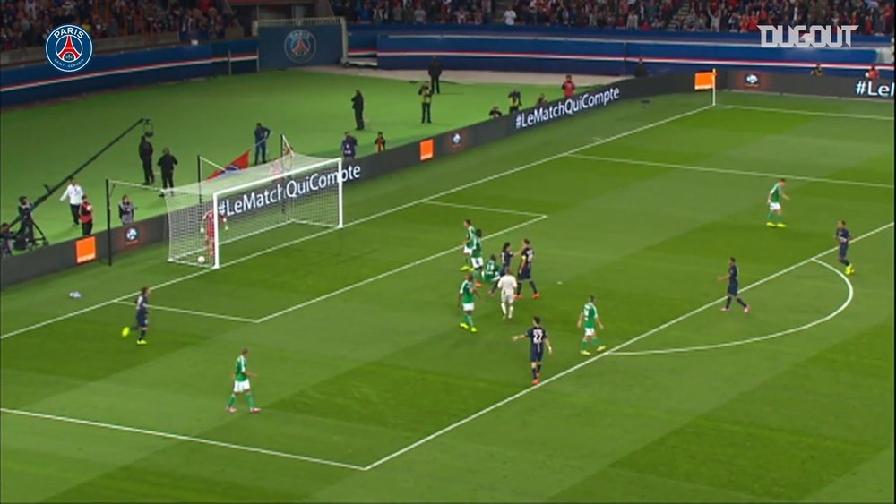 Les plus beaux buts d' Ibrahimovic face à Saint-Etienne. dugout