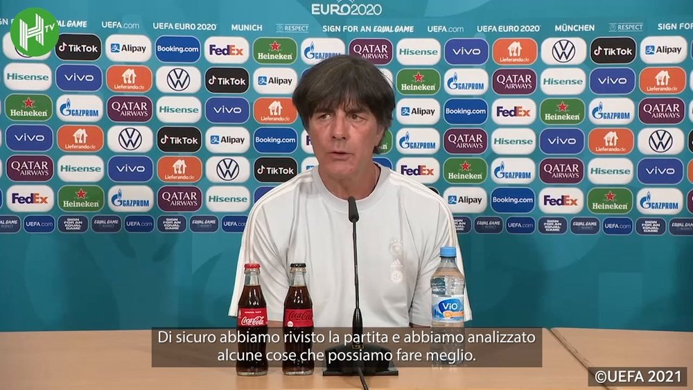 Low in conferenza stampa. Dugout
