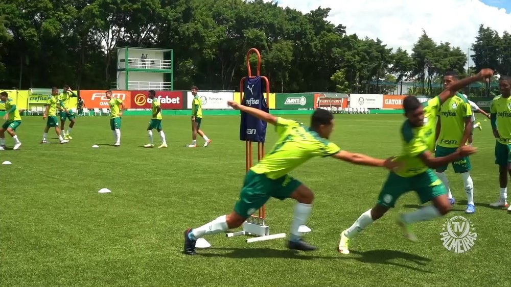 O Alviverde segue trabalhando de olho na estreia na Copa São Paulo de Futebol Júnior. DUGOUT