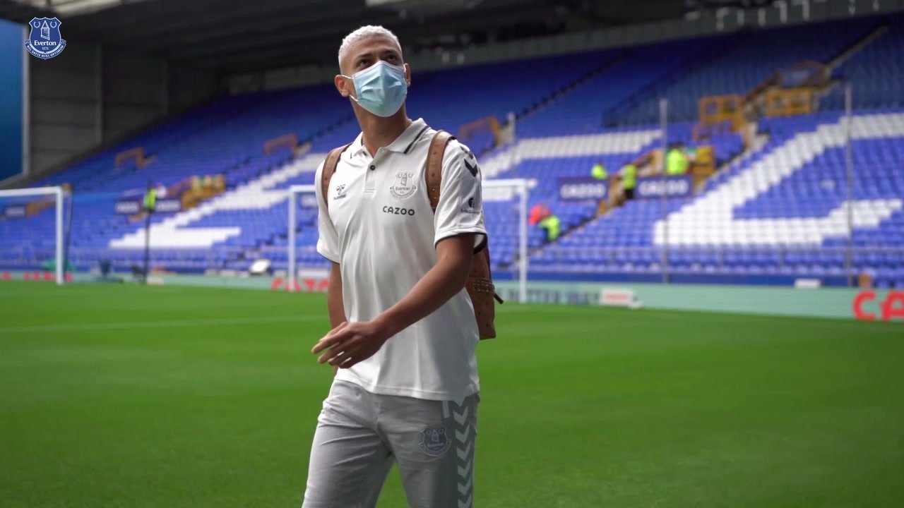 VÍDEO: el estreno de Benítez con el Everton, desde dentro