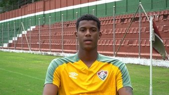 Goleiro do time sub-20 do Fluminense já foi chamado para as seleções de base e afirmou que o dia de ser convocado para a seleção principal 