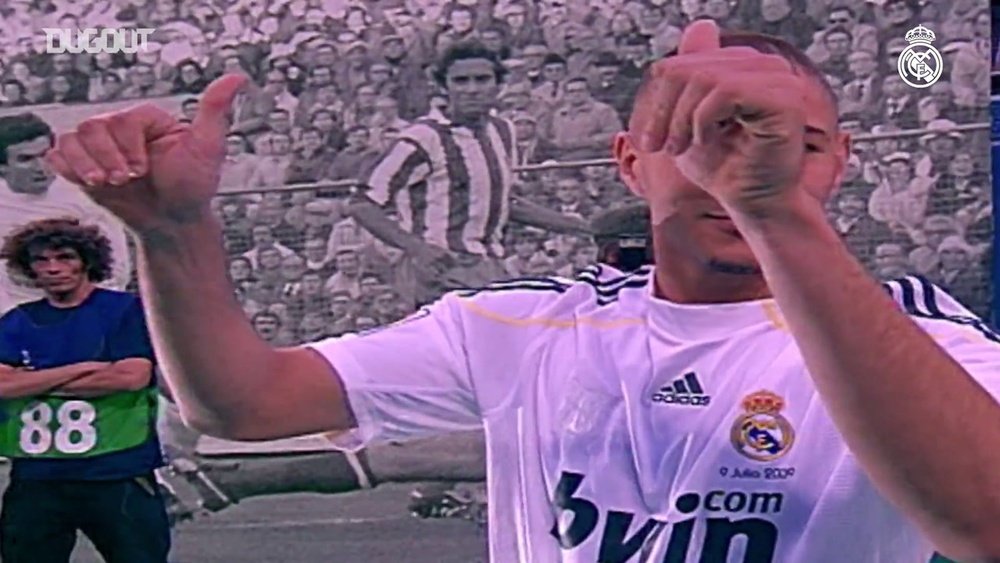Relembre a apresentação de Benzema no Santiago Bernabéu. DUGOUT