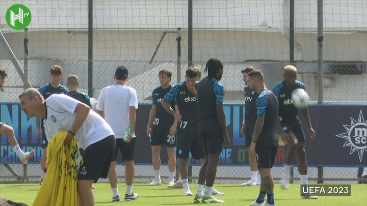 VIDEO: Osimhen pronto per l'esordio del Napoli in Champions League a Braga