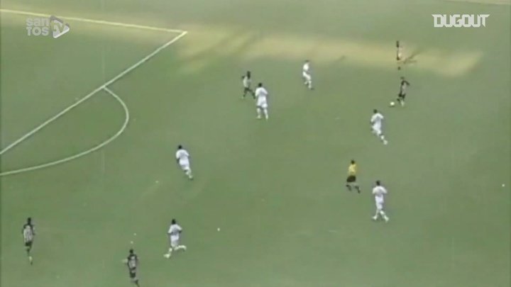 VIDÉO : le but de Robinho contre São Paulo en 2010