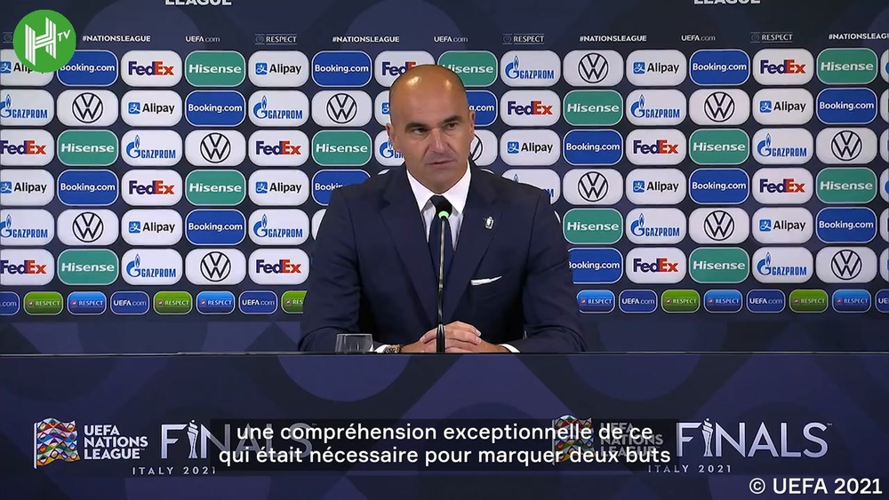 La réaction de Roberto Martinez après la victoire de la France. Dugout
