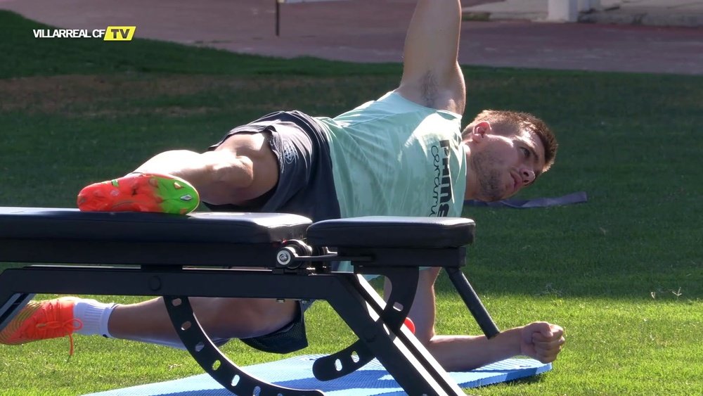 Le premier entrainement de Lo Celso à Villarreal .DUGOUT