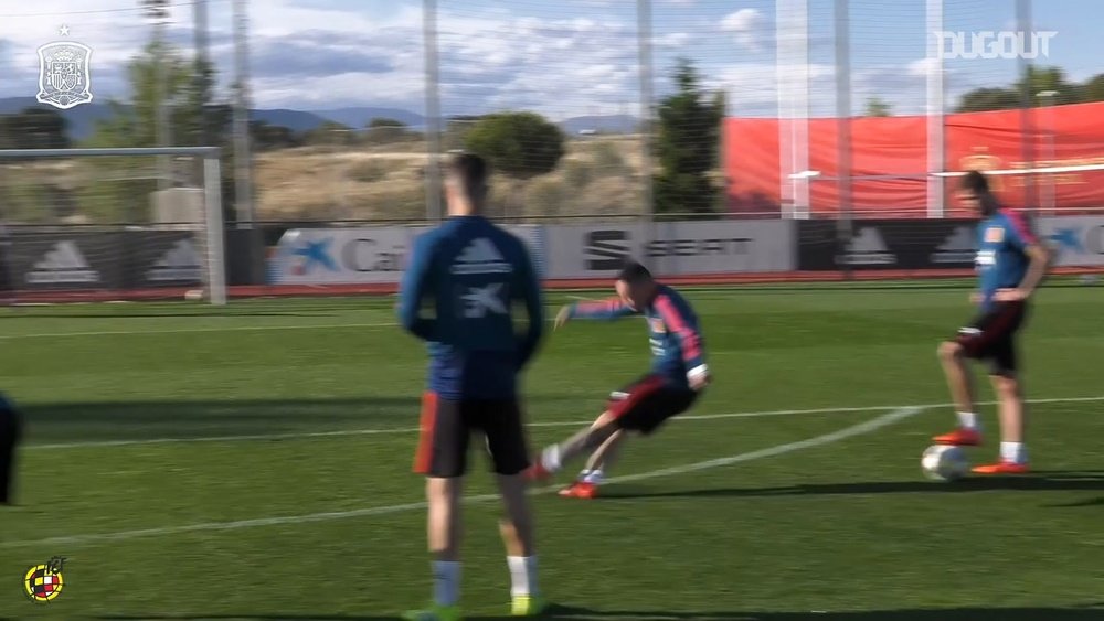 VIDEO: Iago Aspas’s free-kick exhibition in training. DUGOUT
