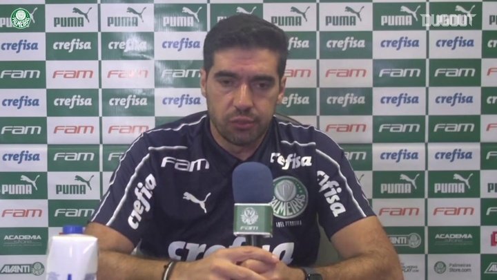 VÍDEO: Abel Ferreira fala das bolas paradas no Palmeiras