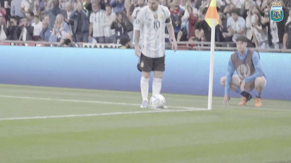 VIDÉO : Le meilleur de Messi en Finalissima 2022. dugout