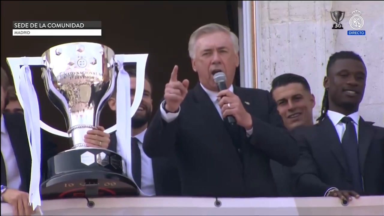 VIDEO: Madrid's Ancelotti sings 'La Decima' anthem in La Liga title parade