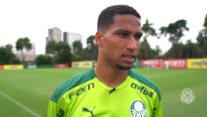Murilo espera manter sequência sem gols sofridos e projeta clássico com o Santos