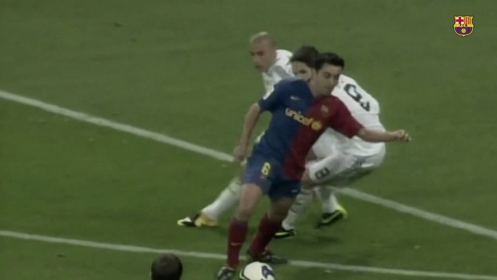 VIDÉO : Le meilleur de Xavi contre le Real Madrid