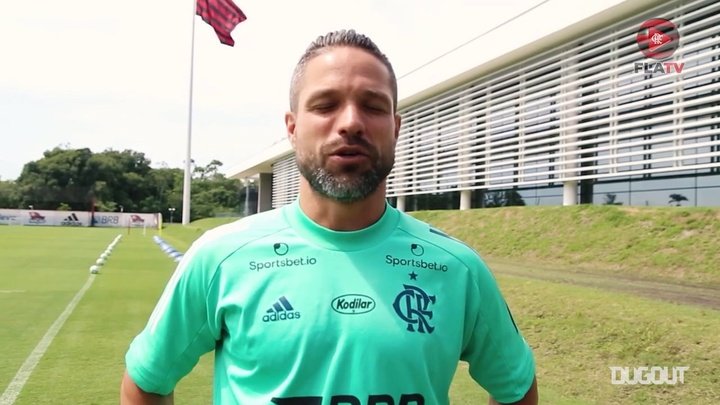 VÍDEO: Diego Ribas comemora marca de 200 jogos no Flamengo