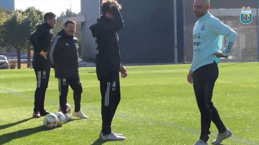 Javier Mascherano vs. Pablo Aimar en la Selección Argentina. DUGOUT