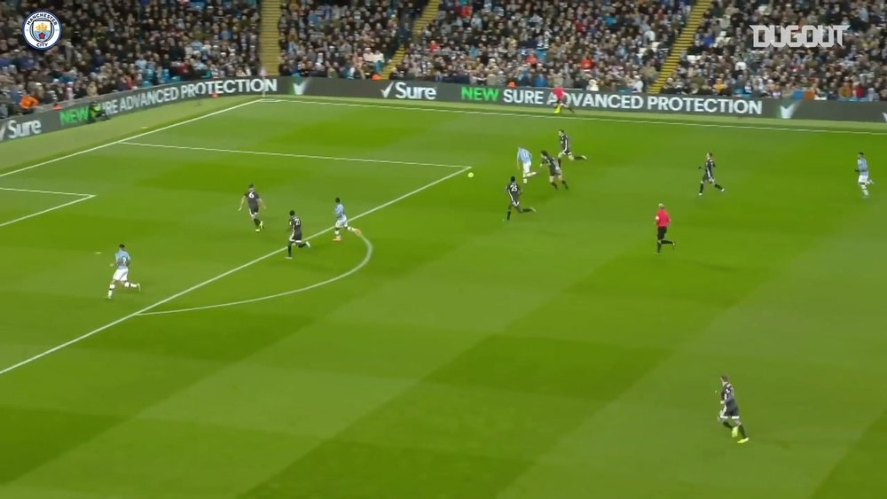 Incredible run from De Bruyne. DUGOUT