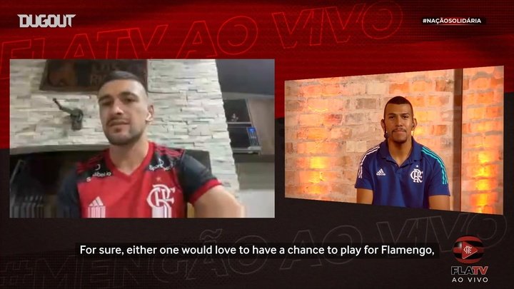 VIDEO: De Arrascaeta tries to get Cavani to join Flamengo