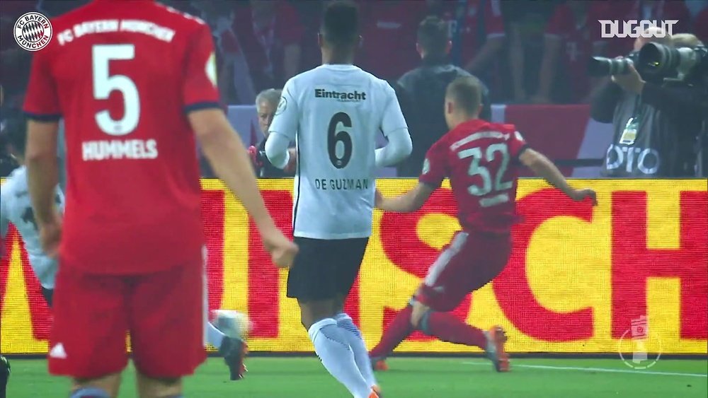 Les meilleurs buts de Robert Lewandowski contre l'Eintracht. Dugout