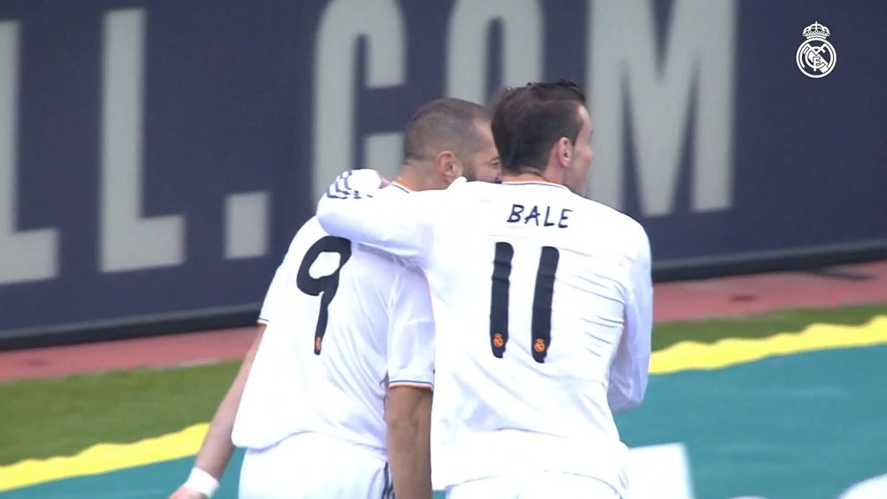 Karim Benzema en ouverture de score face à l'Atlético Madrid. Dugout
